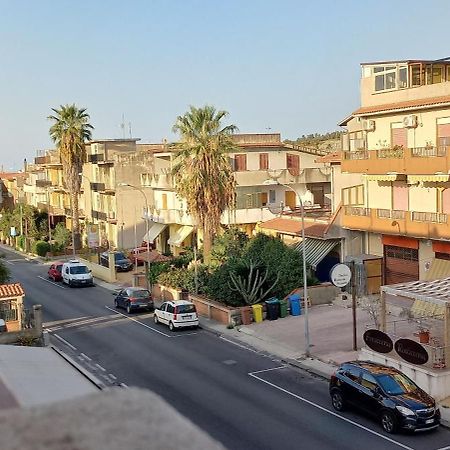 Apartament L'Isola Di Ago Torregrotta Zewnętrze zdjęcie